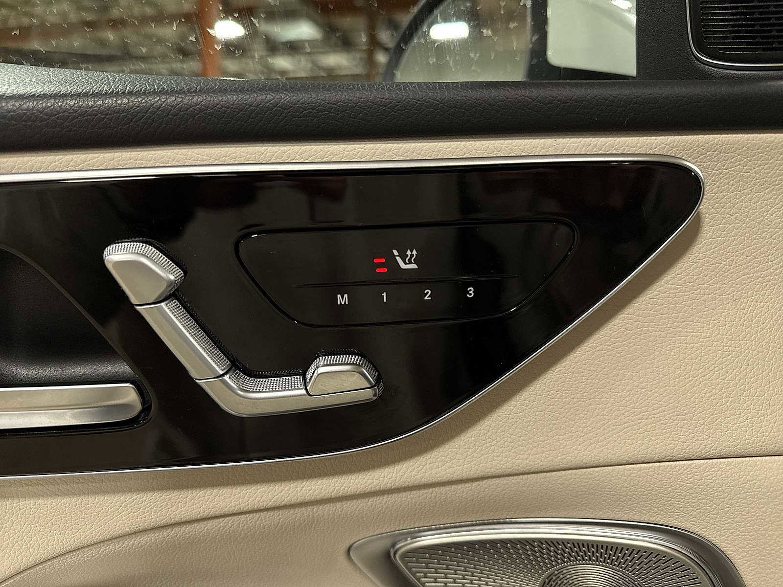 Used 2022 Mercedes-Benz C 300 4MATIC Sedan image 24