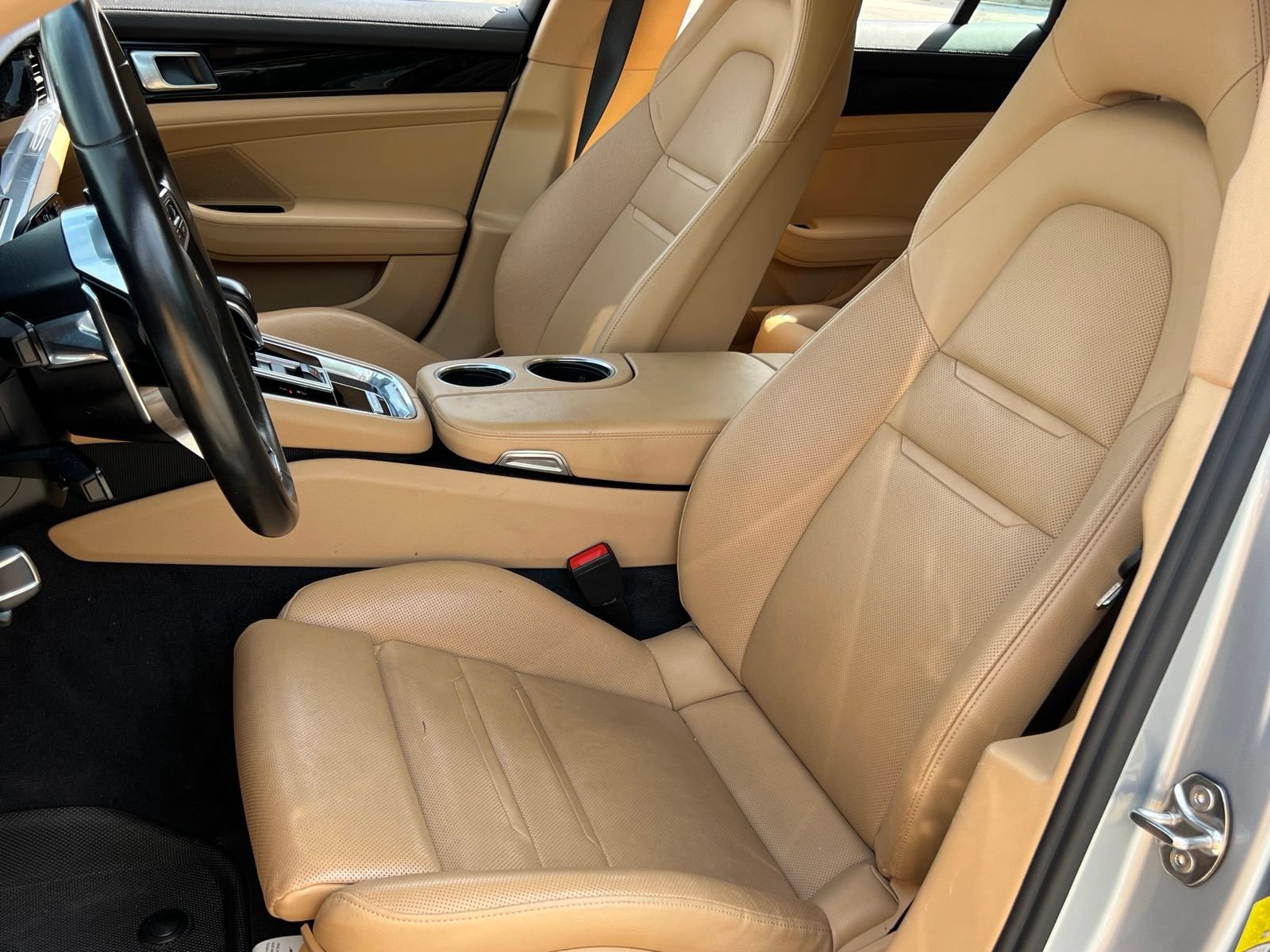 Certified 2020 Porsche Panamera 4 AWD/4WD image 5