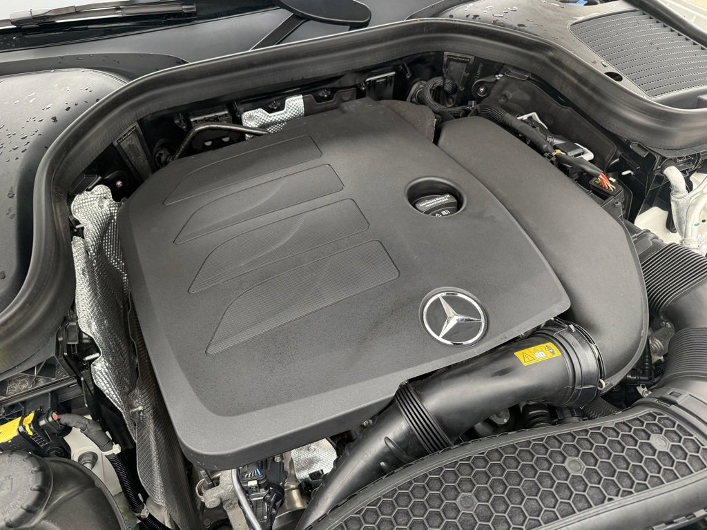Used 2021 Mercedes-Benz GLC 300 4MATIC image 34