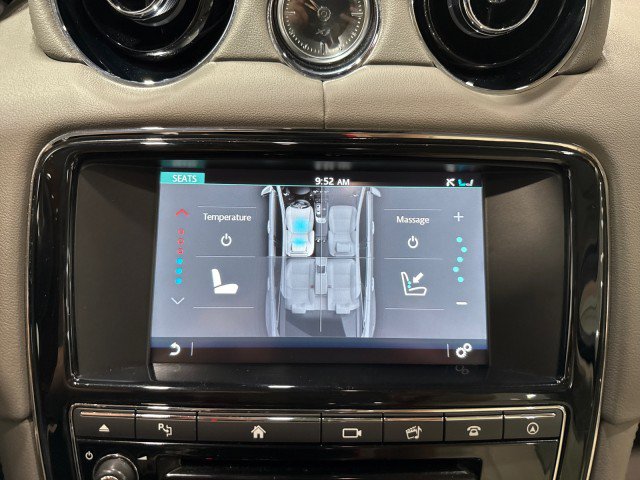 Used 2016 Jaguar XJ R-Sport RWD image 79
