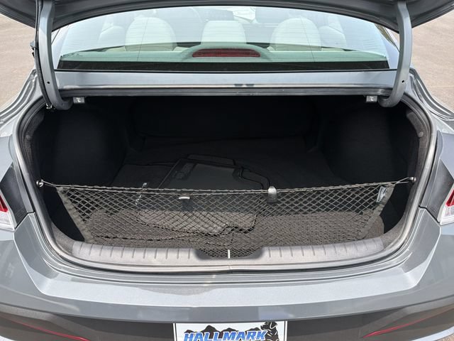 Used 2025 Hyundai Elantra Sport FWD image 30