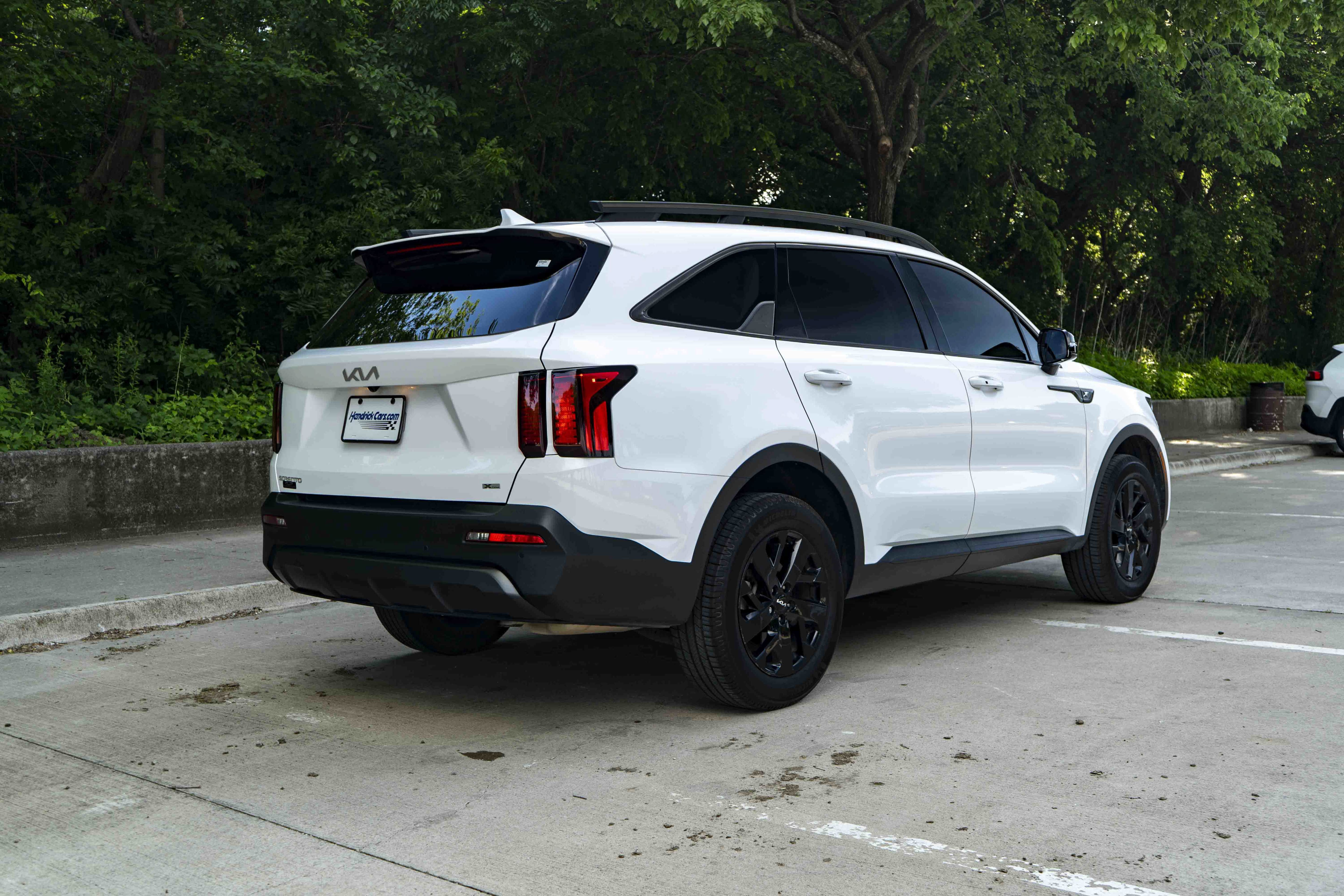 Used 2023 Kia Sorento S AWD/4WD image 8
