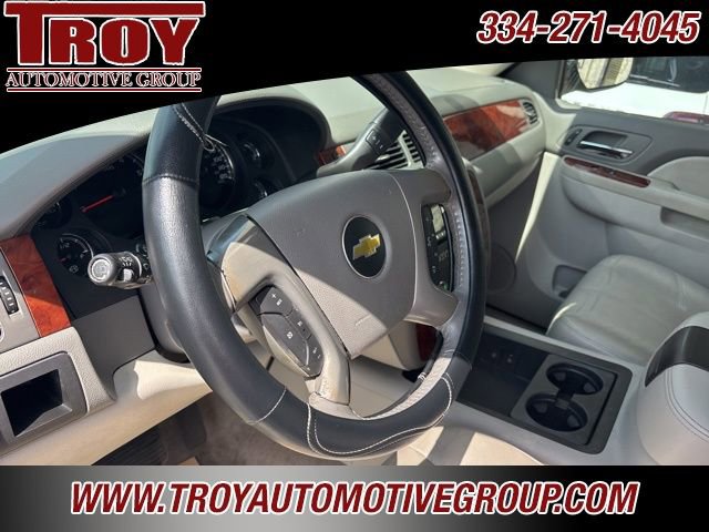 Used 2013 Chevrolet Suburban LT w/ Luxury Package image 31
