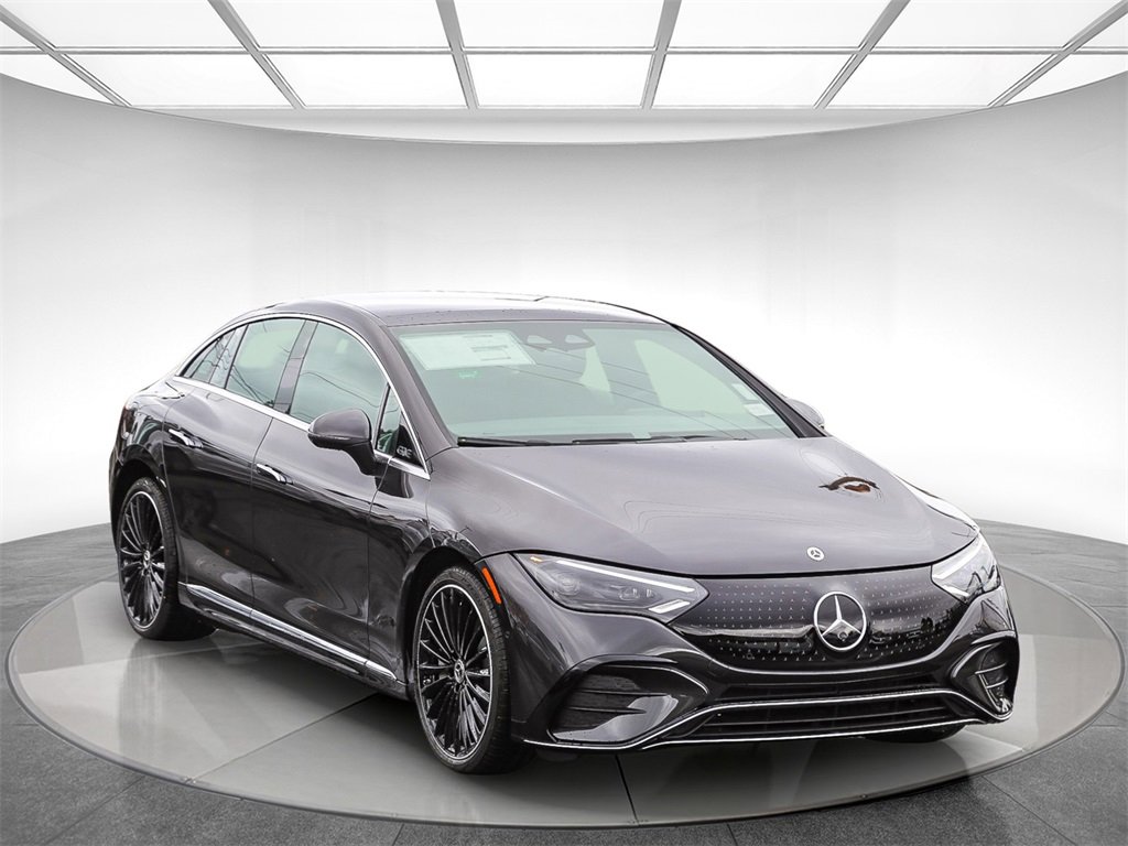 Used 2024 Mercedes-Benz EQE 350+ 4MATIC Sedan image 5