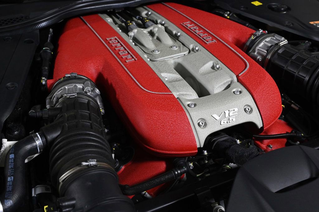 Certified 2023 Ferrari 812 GTS image 31