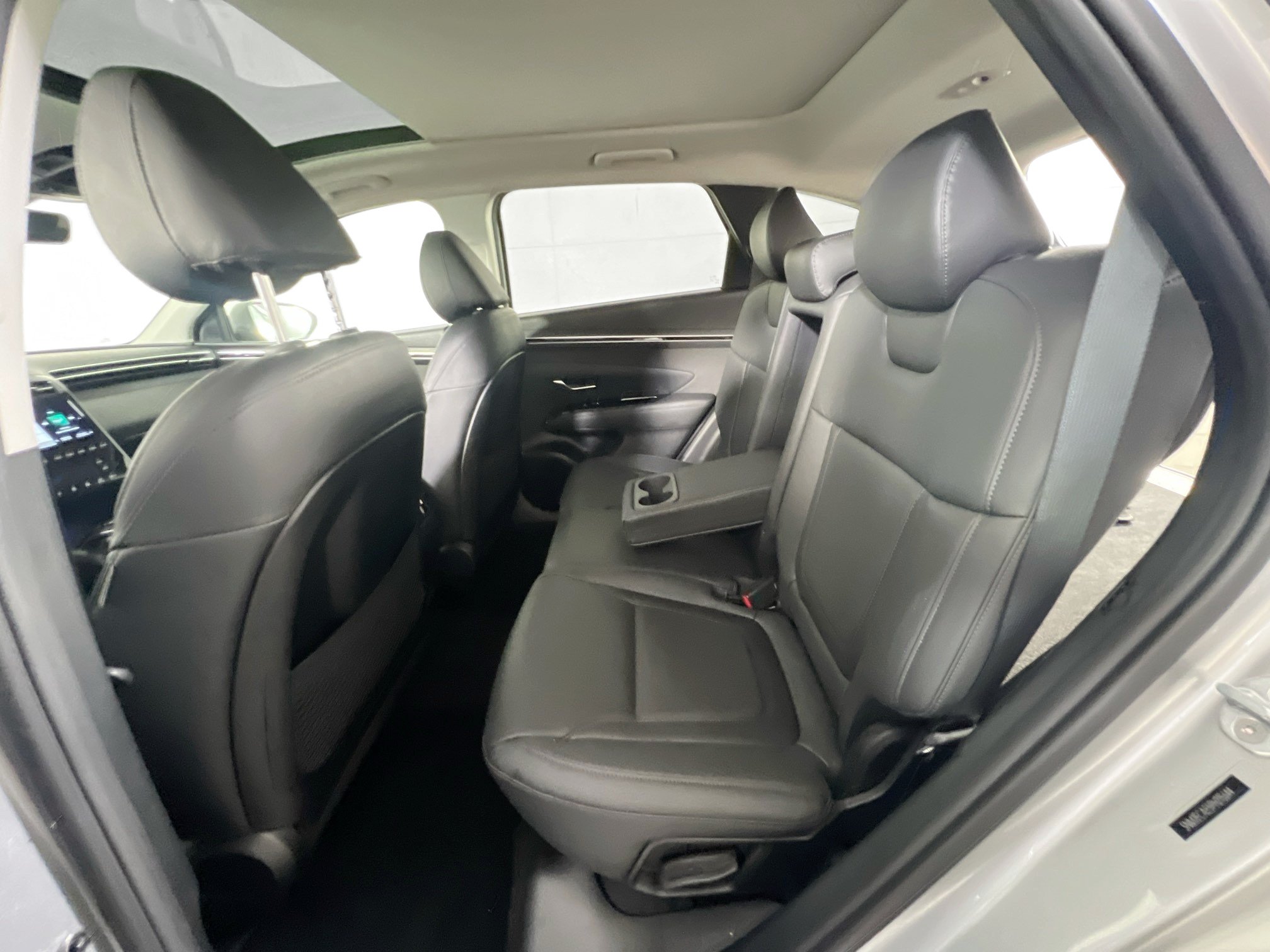 Used 2023 Hyundai Tucson Limited w/ Cargo Package AWD/4WD image 26