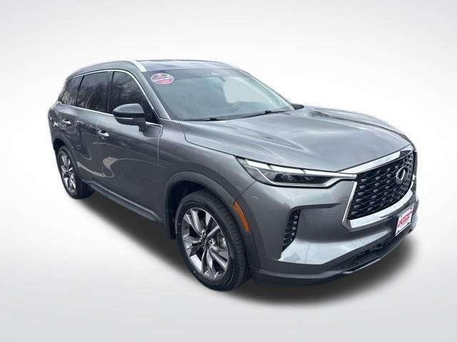 Used 2023 INFINITI QX60 Luxe w/ Performance Audio Package image 7