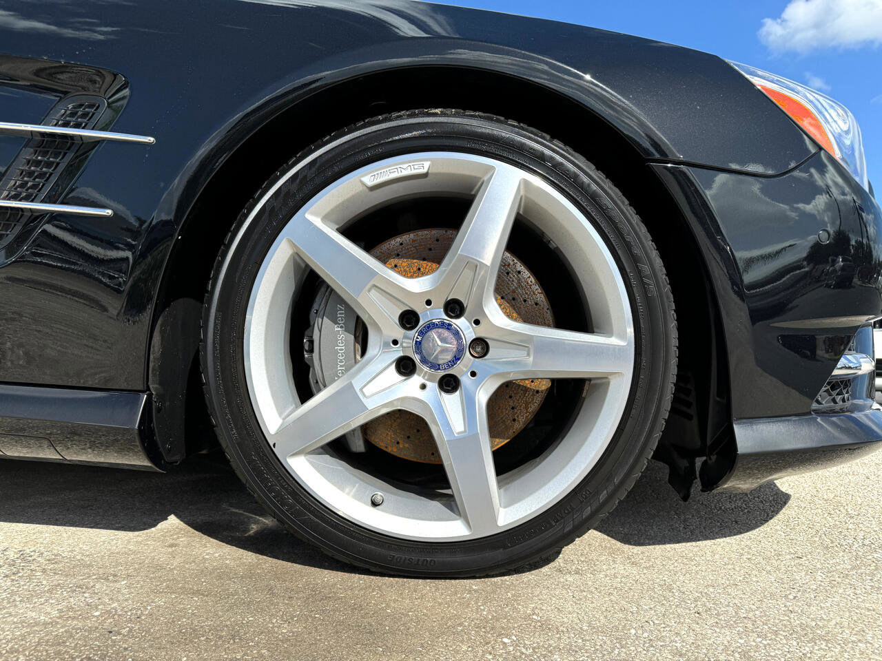 Used 2014 Mercedes-Benz SL 550 image 4