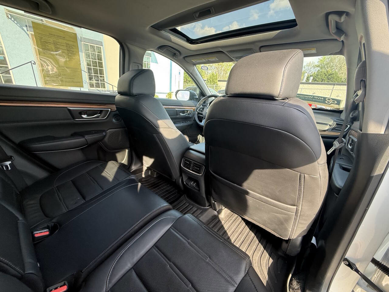 Used 2020 Honda CR-V Touring image 25
