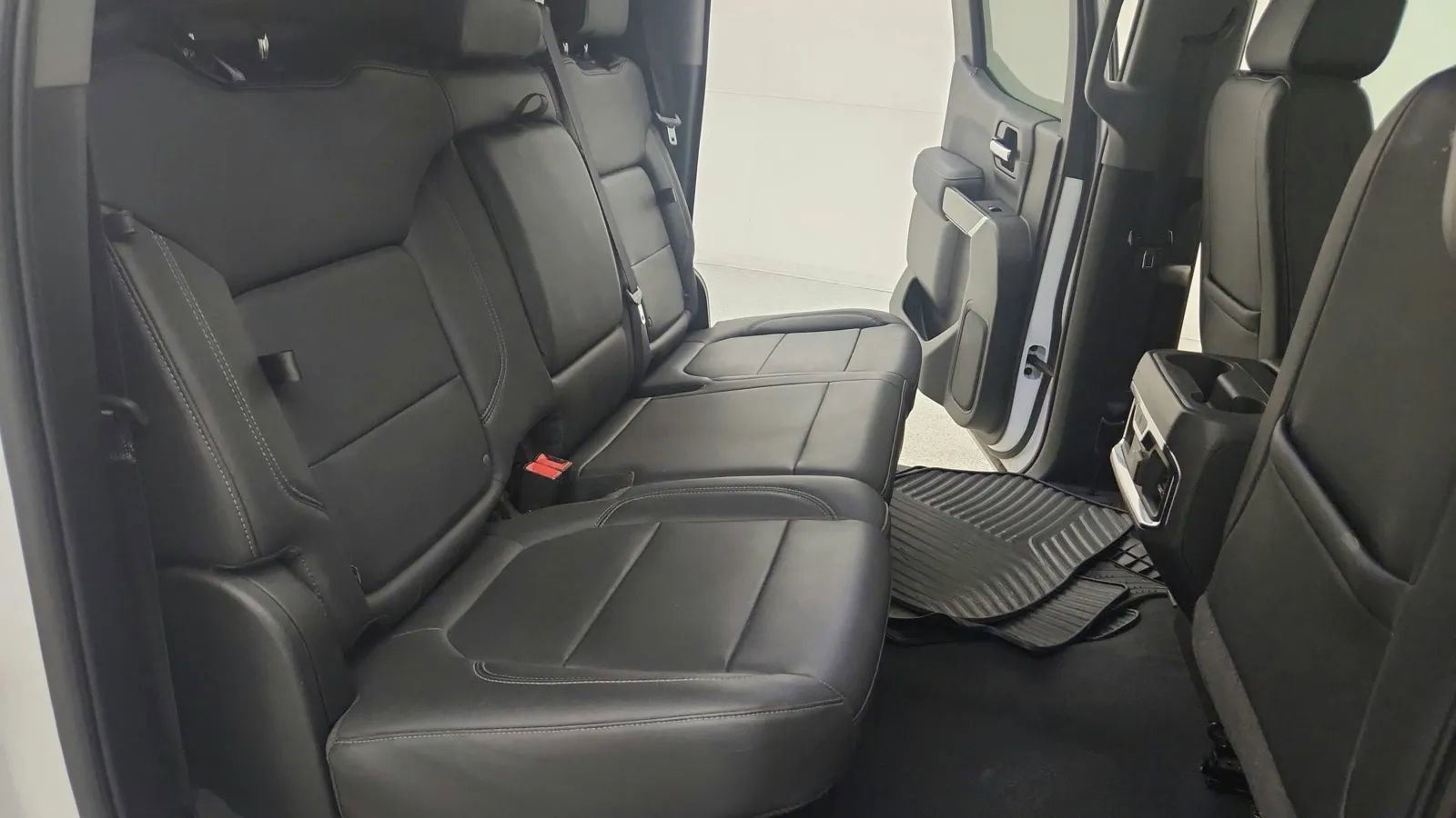 Used 2019 Chevrolet Silverado 1500 LTZ w/ LTZ Premium Package image 36