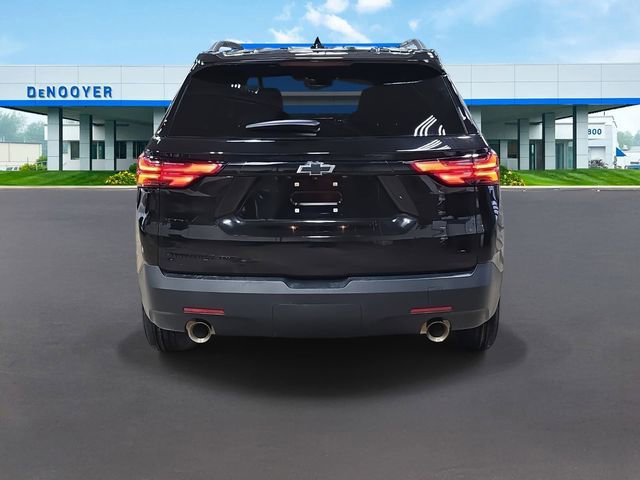 Used 2023 Chevrolet Traverse LT w/ Midnight/Sport Edition image 9