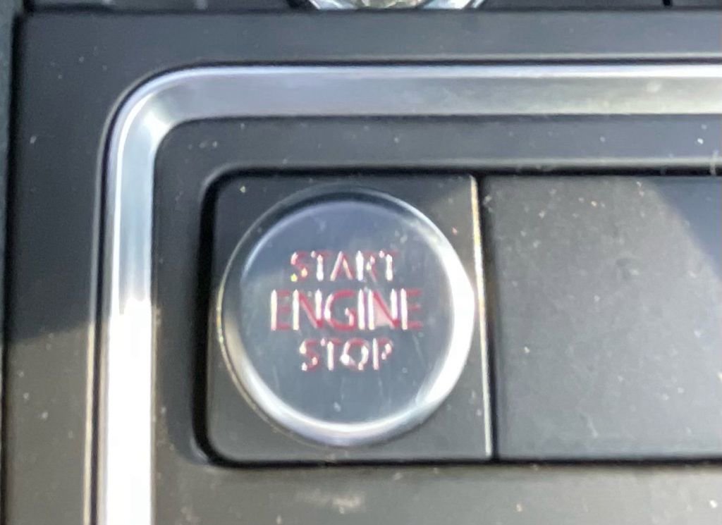 Used 2017 Volkswagen Jetta SE image 26