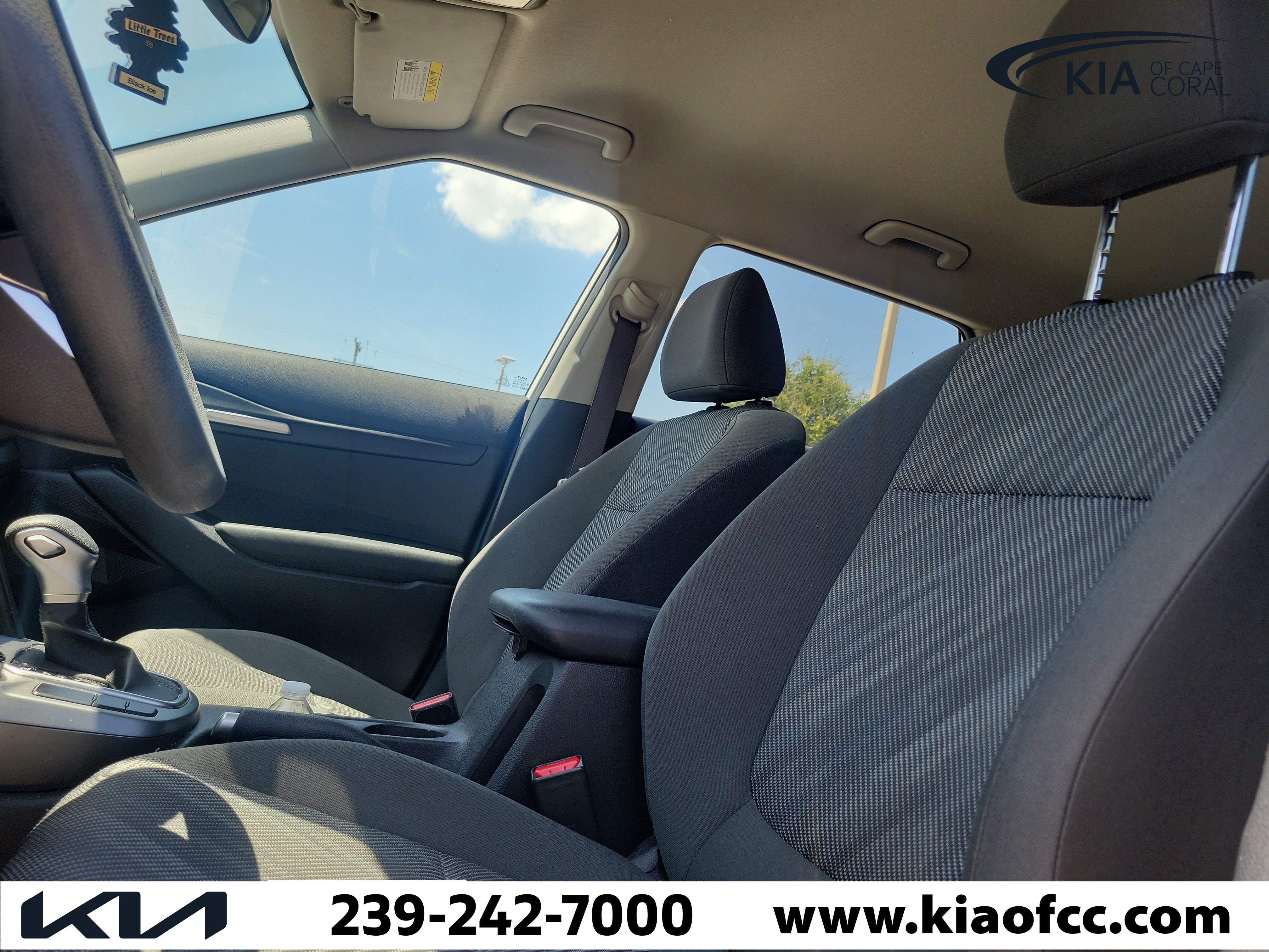 Used 2023 Kia Seltos LX AWD/4WD image 25