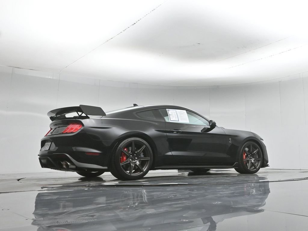 Certified 2021 Ford Mustang Shelby GT500 w/ Carbon Fiber Track Pack RWD image 50