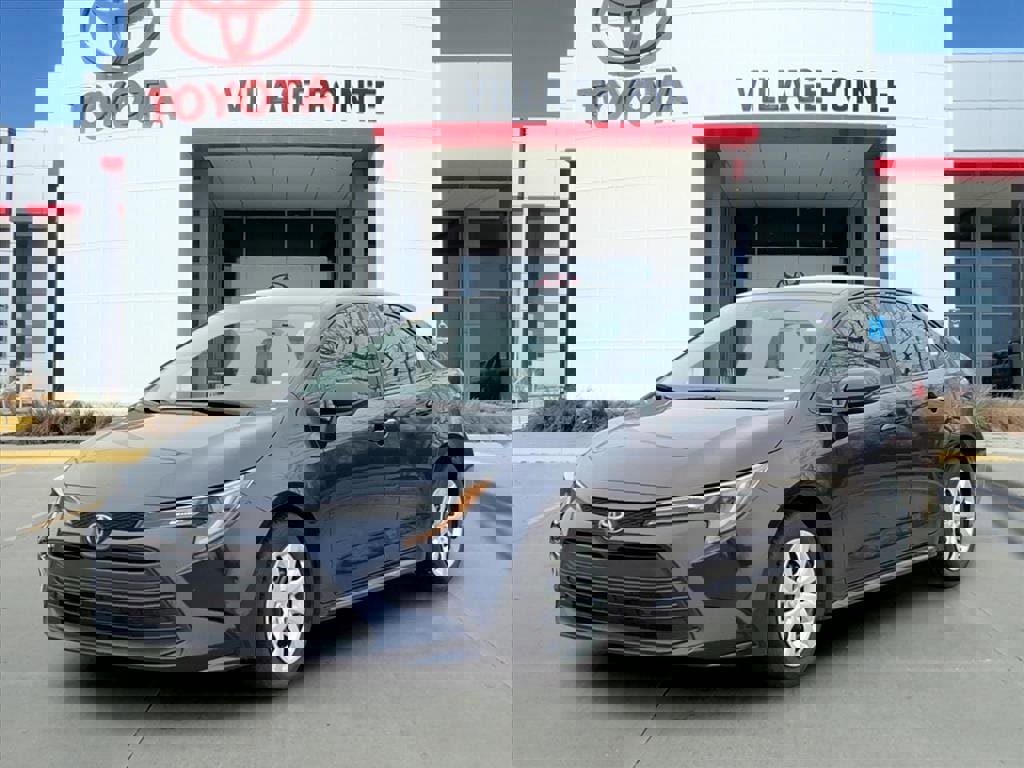 Used 2024 Toyota Corolla LE