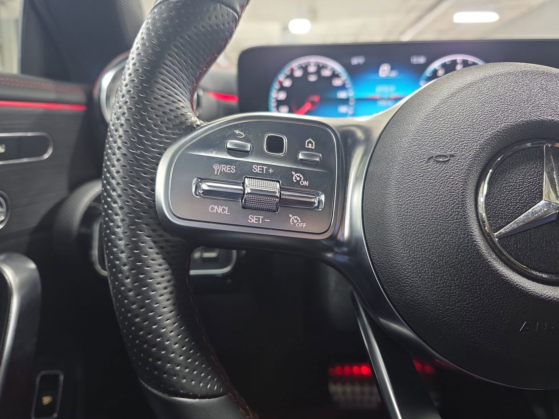 Used 2021 Mercedes-Benz CLA 35 AMG 4MATIC image 16
