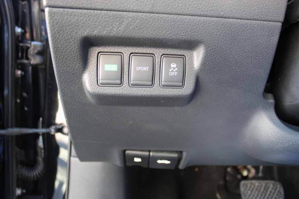 Used 2013 Nissan Sentra S FWD image 16