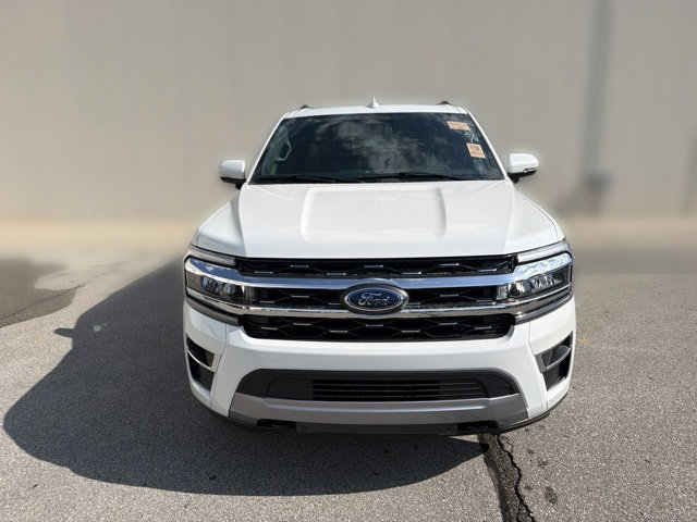 Used 2023 Ford Expedition Limited AWD/4WD image 14