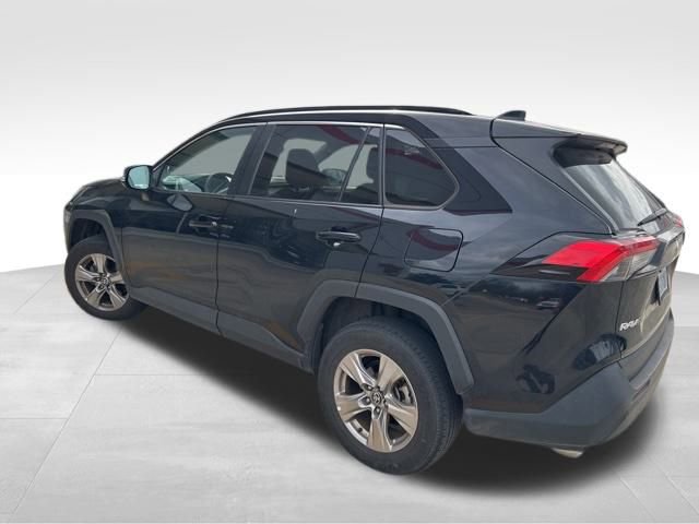 Used 2023 Toyota RAV4 XLE w/ XLE Grade Weather Package image 10