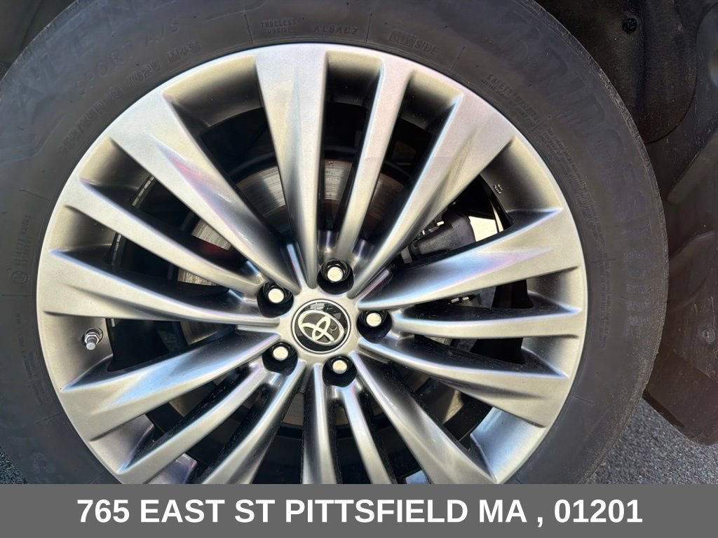 Used 2021 Toyota Highlander Platinum AWD/4WD image 31