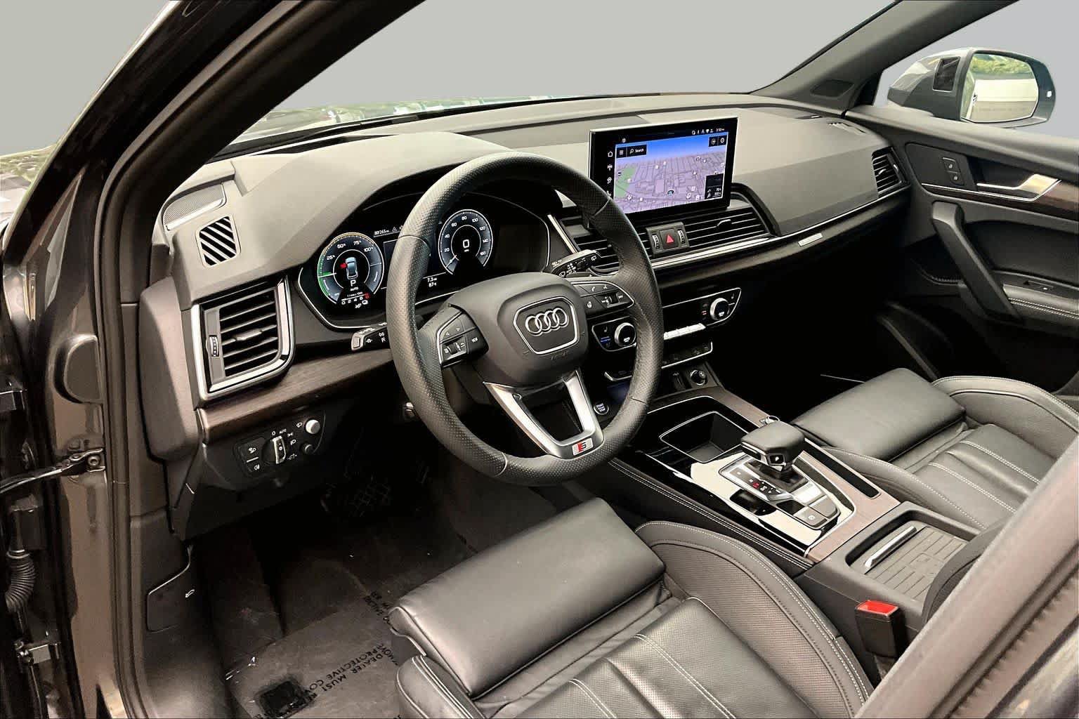 Used 2024 Audi Q5 e Prestige w/ Prestige Package AWD/4WD image 18