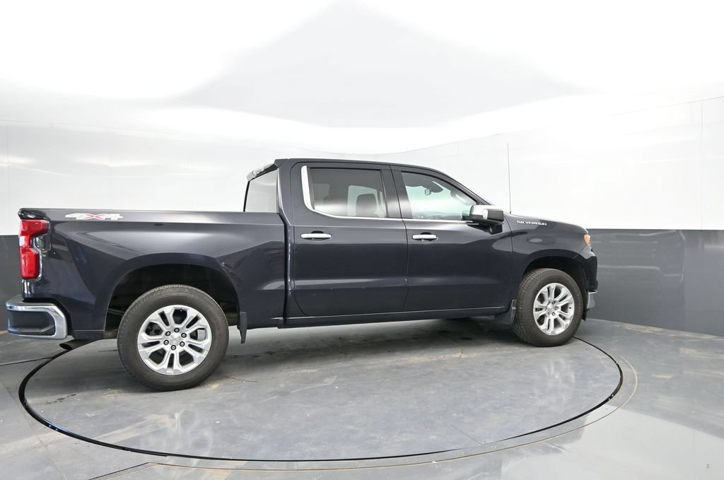 Used 2023 Chevrolet Silverado 1500 LTZ AWD/4WD image 10