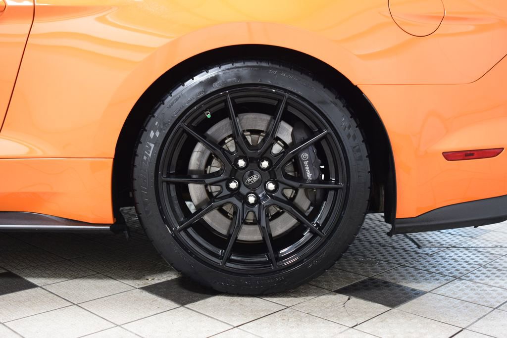 Used 2020 Ford Mustang Shelby GT350 w/ Technology Package RWD image 26