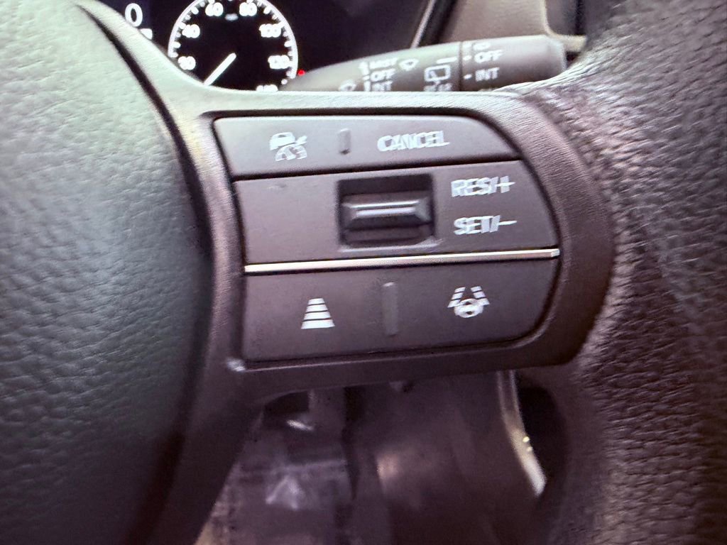 Used 2025 Honda CR-V LX image 19