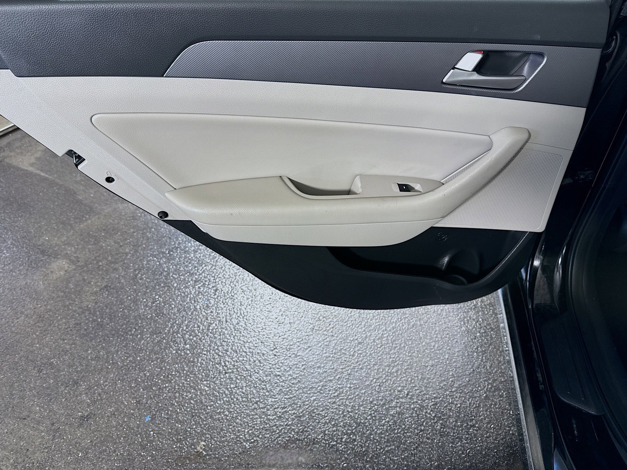 Used 2016 Hyundai Sonata SE FWD image 26