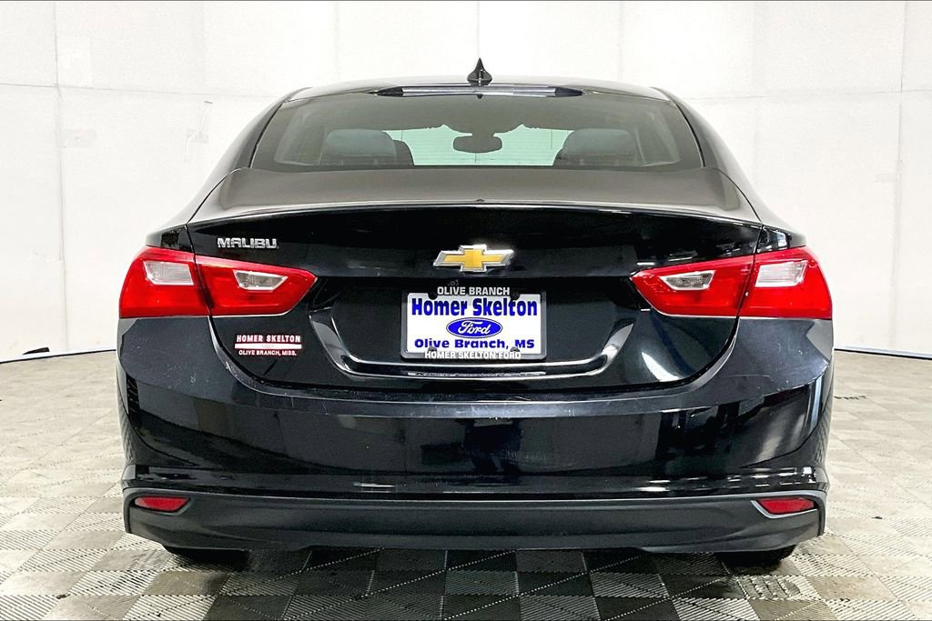 Used 2017 Chevrolet Malibu LS image 4