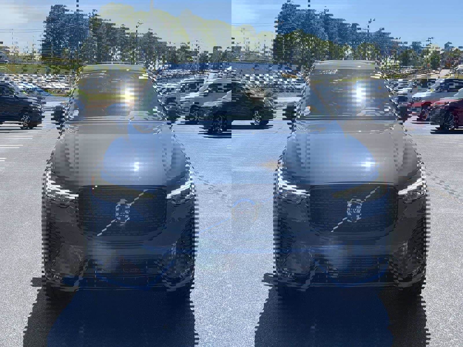 Used 2024 Volvo XC60 B5 Core w/ Protection Package Premier AWD/4WD image 2