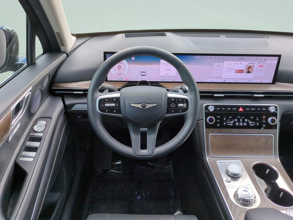 Used 2025 Genesis GV80 3.5T Advanced AWD/4WD image 12