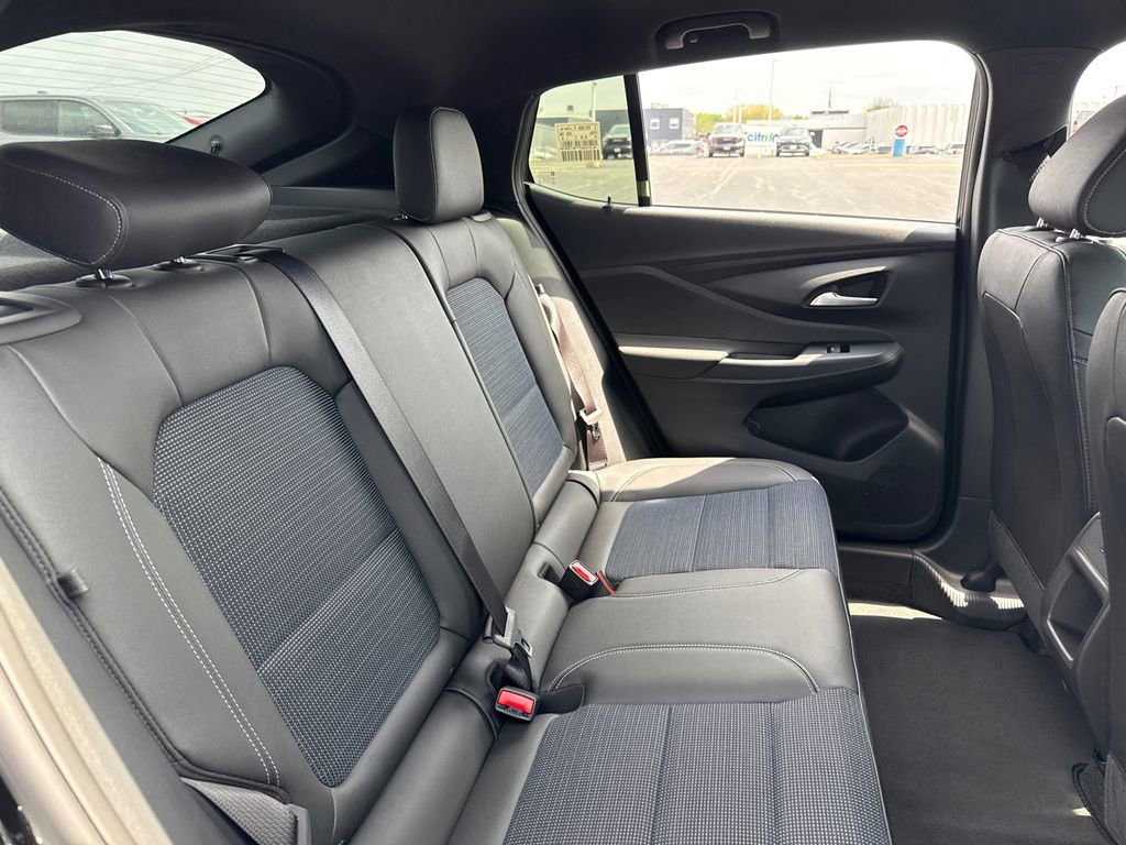 New 2026 Buick Envista Preferred FWD image 33