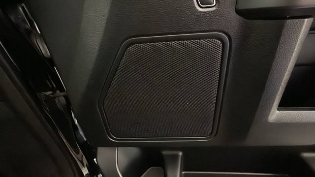 Used 2018 Ford F150 XLT w/ Equipment Group 302A Luxury AWD/4WD image 30