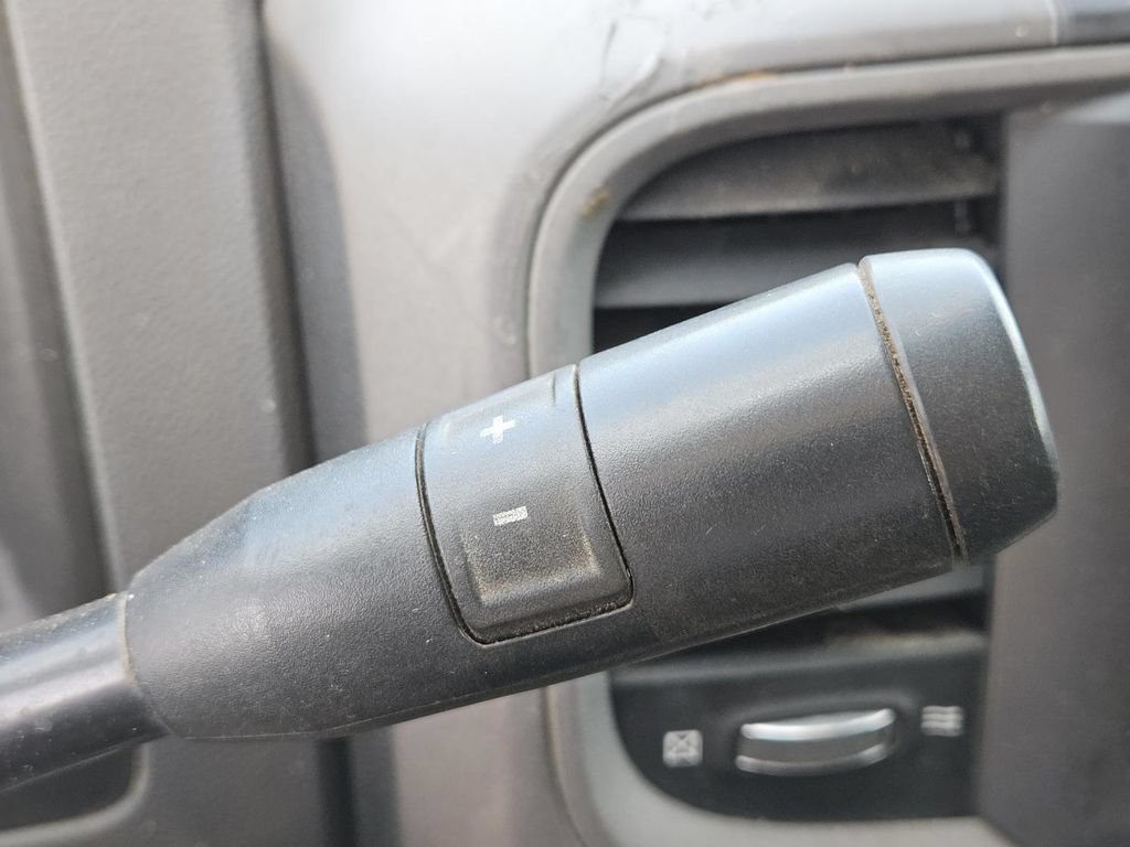 Used 2014 RAM 1500 Express RWD image 23
