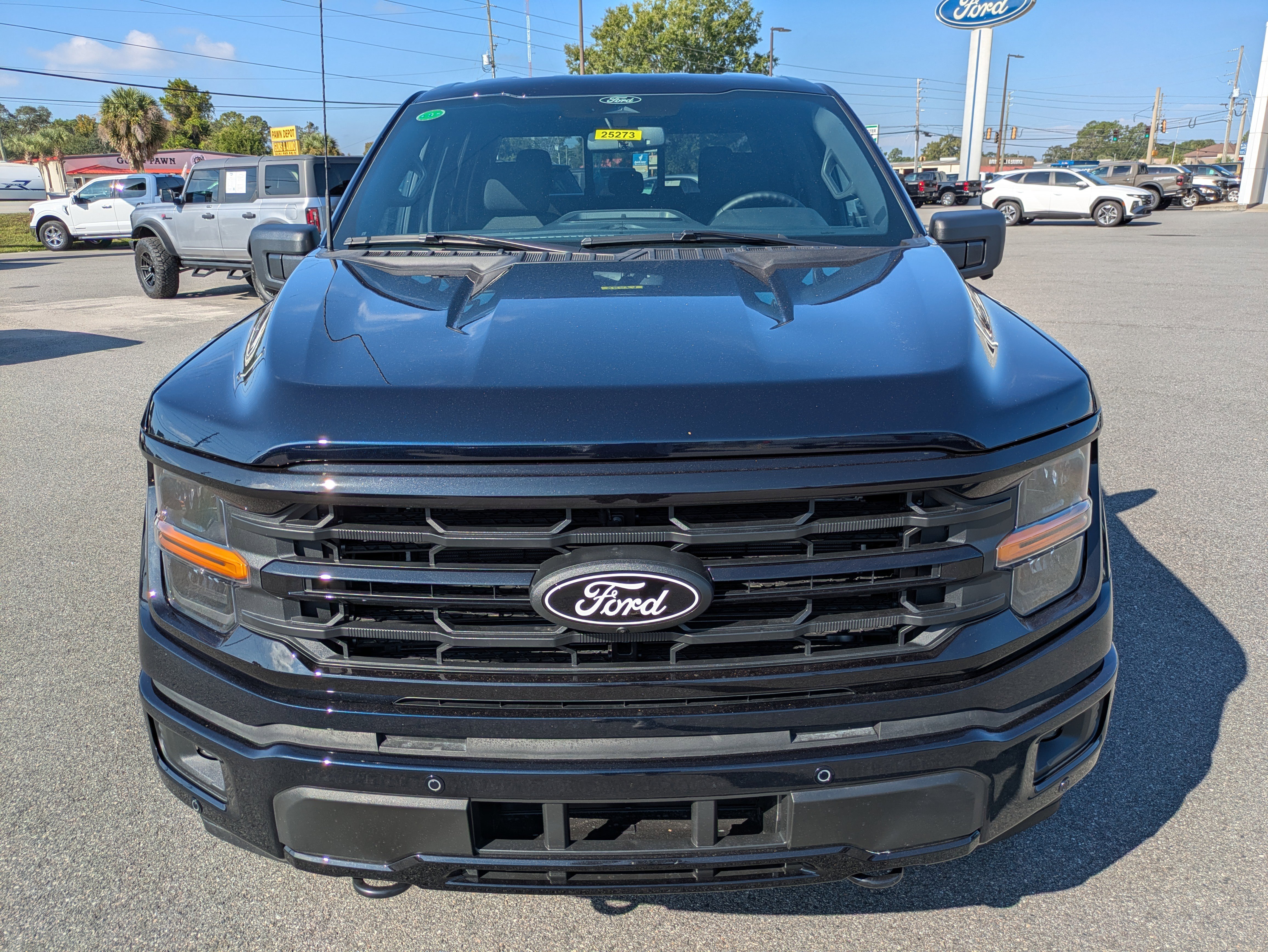 New 2025 Ford F150 XLT w/ Equipment Group 302A MID image 9