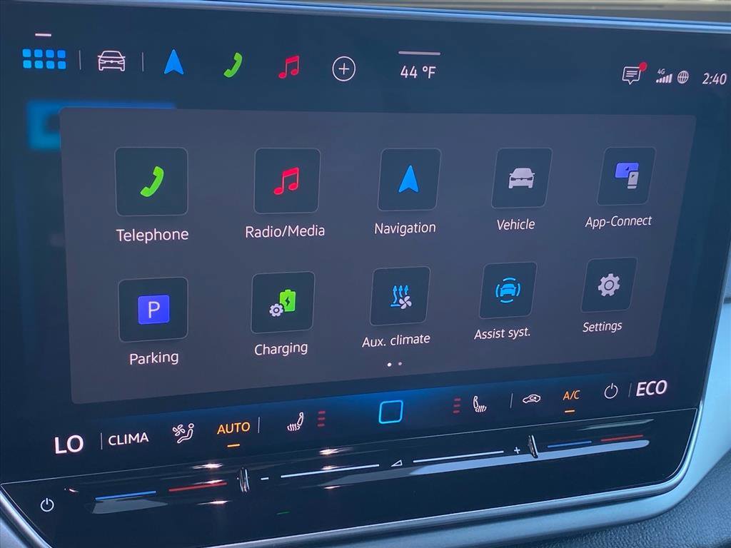 Certified 2025 Volkswagen ID.4 Pro image 12