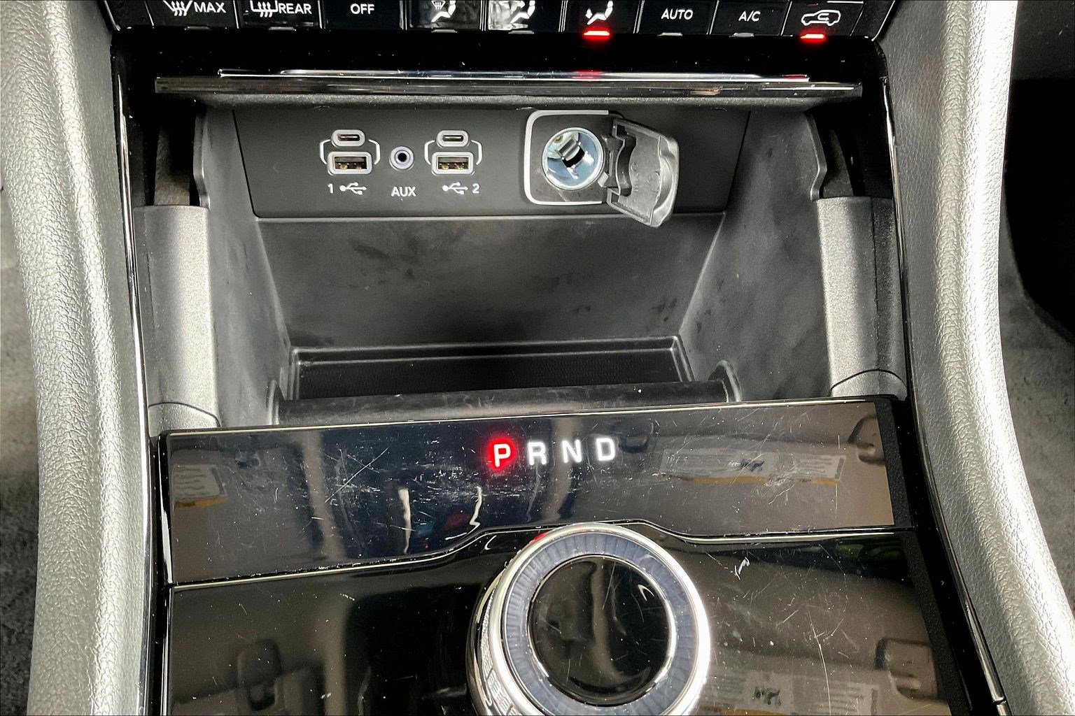 Used 2023 Jeep Grand Cherokee Laredo image 15