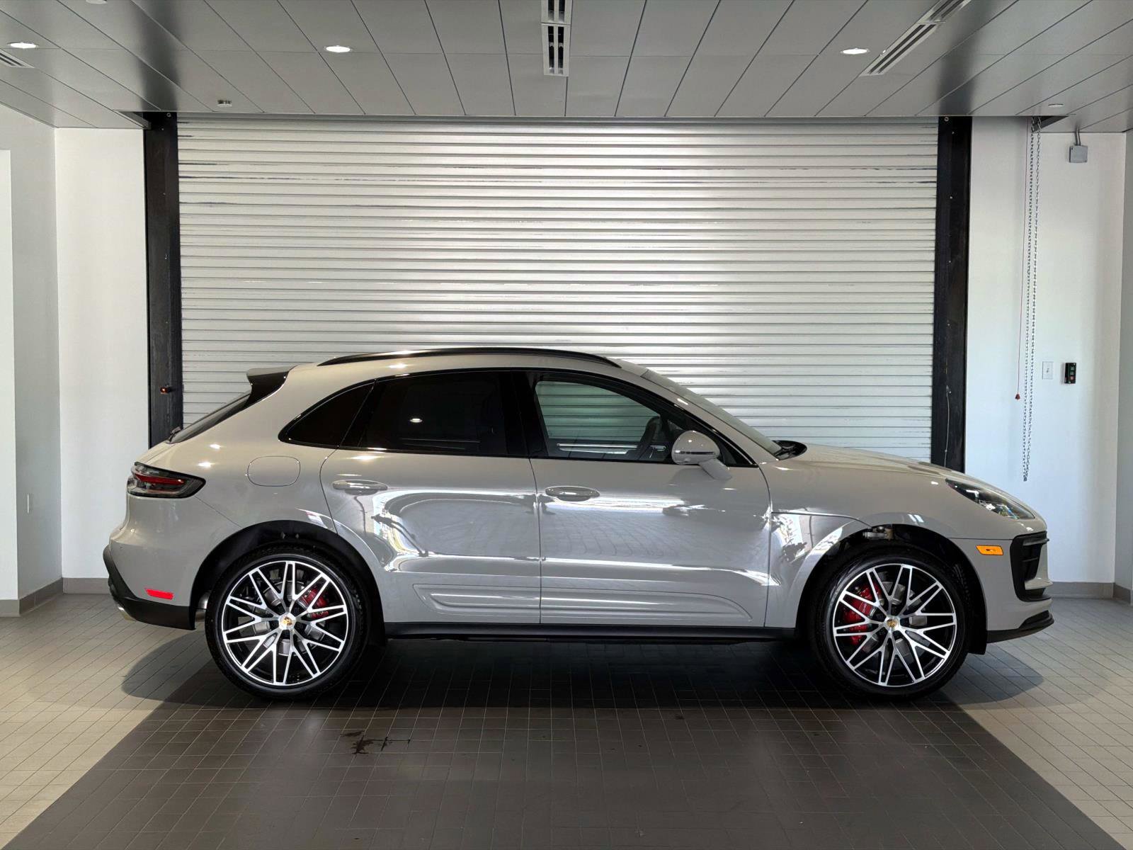 New 2026 Porsche Macan S image 10