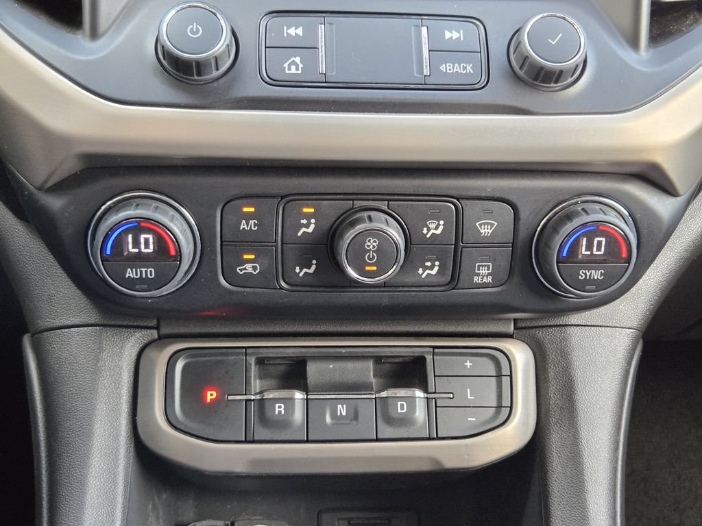 Used 2023 GMC Acadia Denali FWD image 19