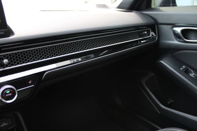 Used 2025 Honda Civic Sport image 18