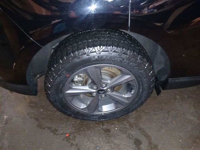 Used 2023 Ford Edge SEL w/ Sport Appearance Package image 11