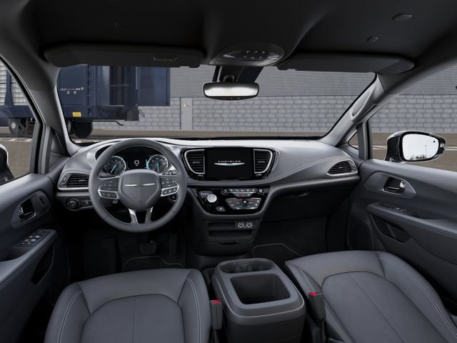 New 2025 Chrysler Pacifica Select AWD/4WD image 14