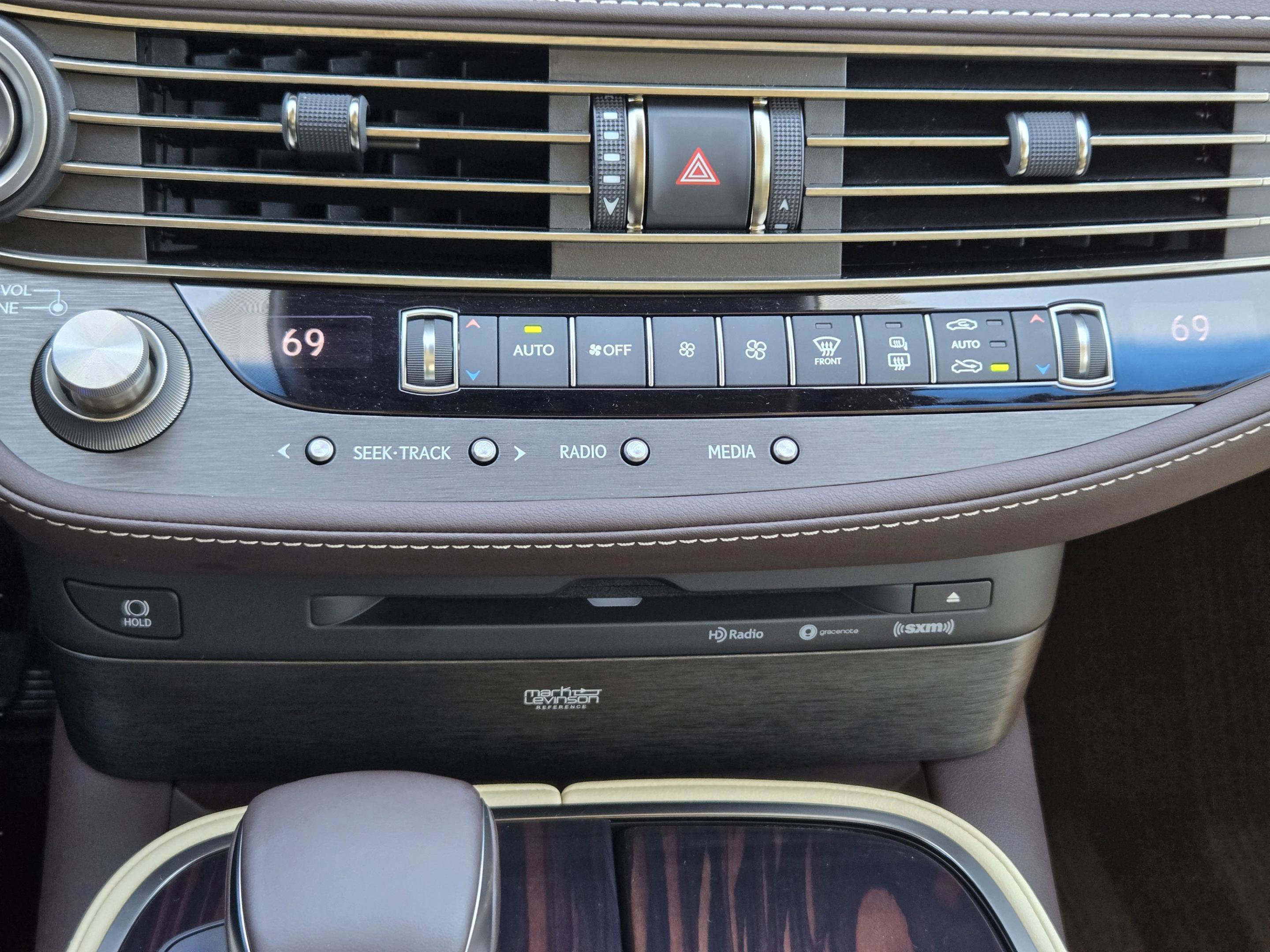 Used 2020 Lexus LS 500 w/ Interior Upgrade Package image 14