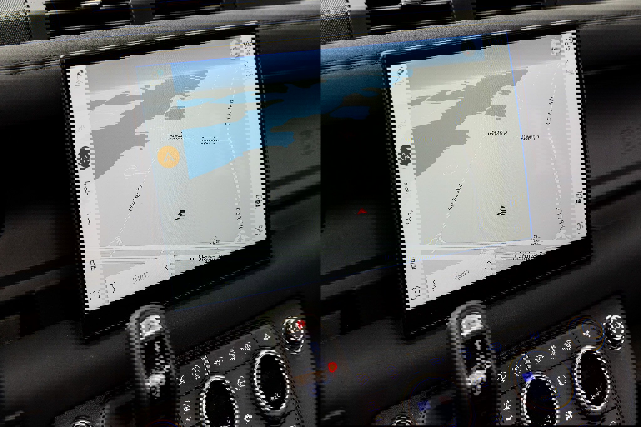 Used 2023 Land Rover Defender 130 X-Dynamic SE AWD/4WD image 49