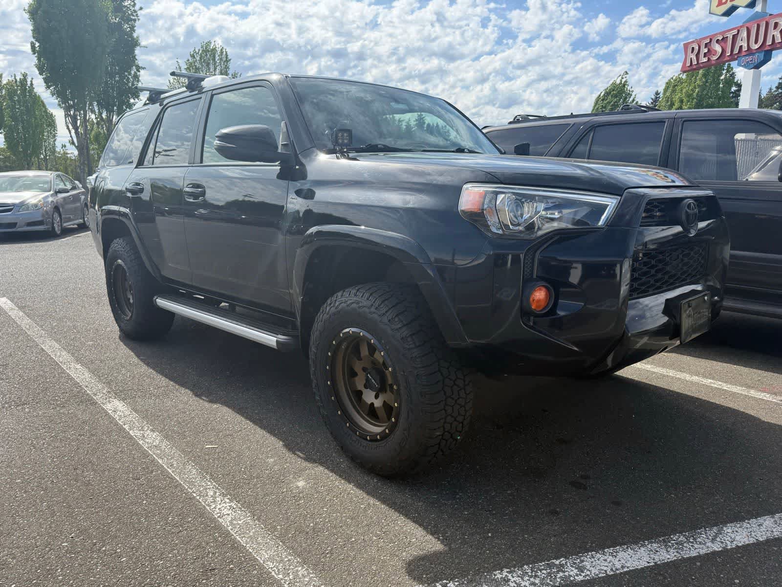 Used 2016 Toyota 4Runner SR5 Premium AWD/4WD image 4