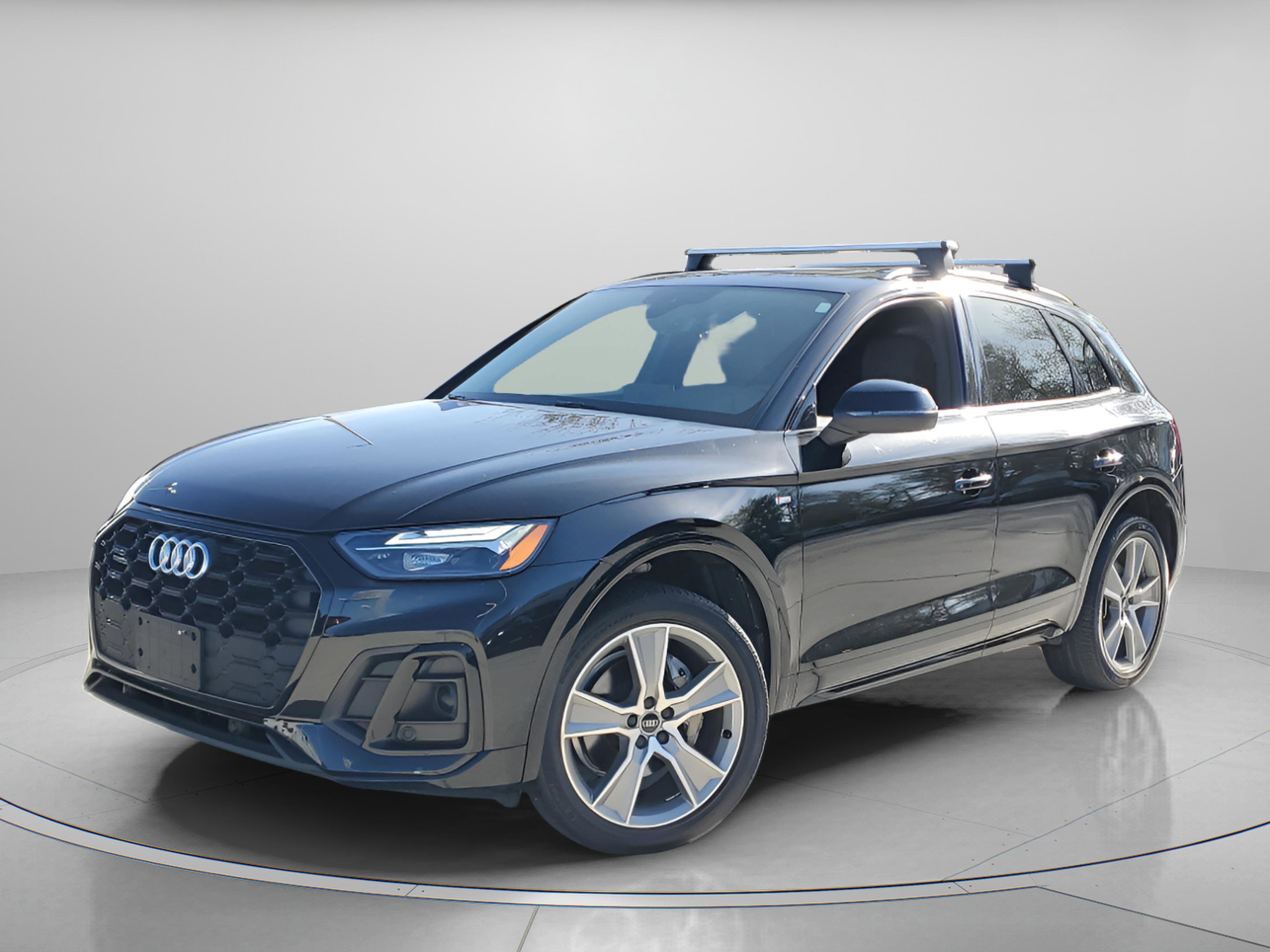 Used 2025 Audi Q5 2.0T Premium image 2