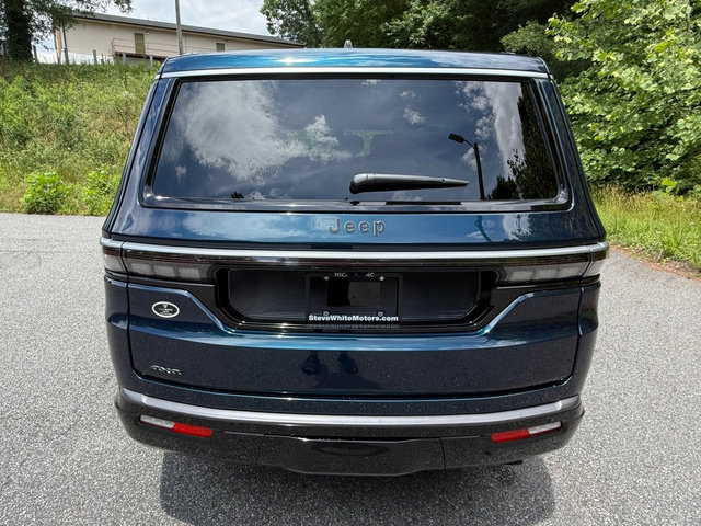 New 2026 Jeep Grand Wagoneer 4WD image 8
