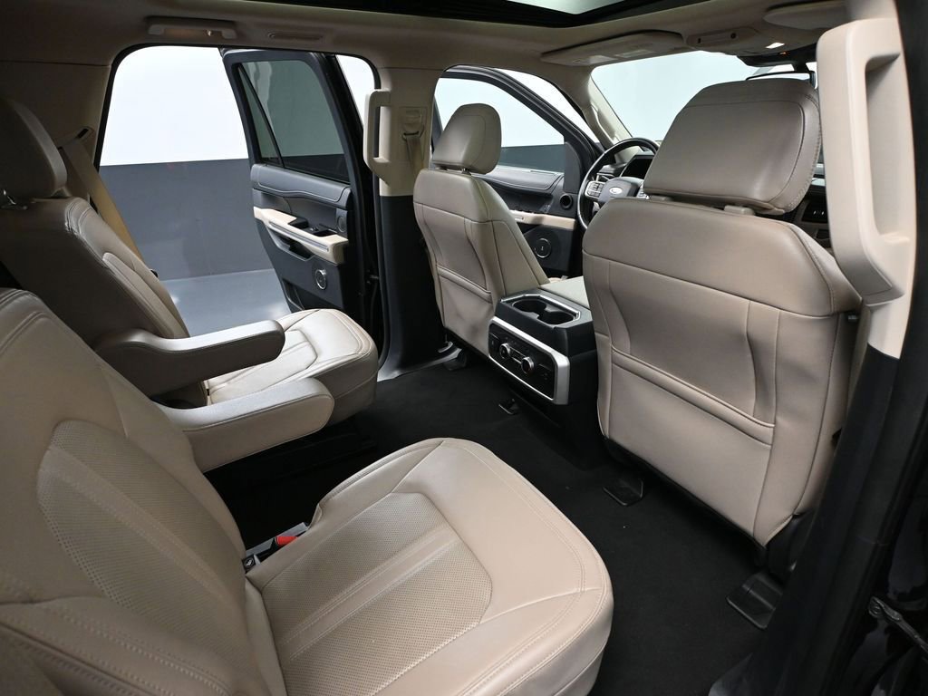 Used 2023 Ford Expedition Limited image 54