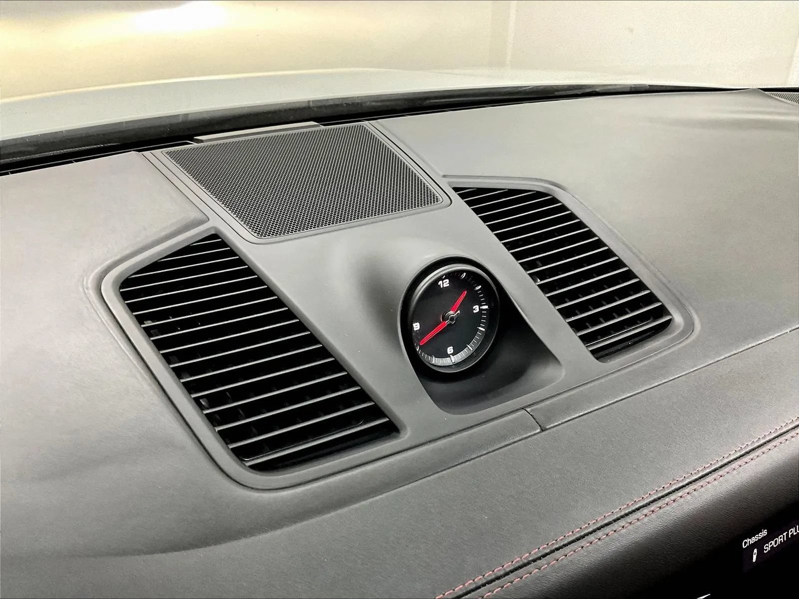 Used 2019 Porsche Cayenne S AWD/4WD image 24